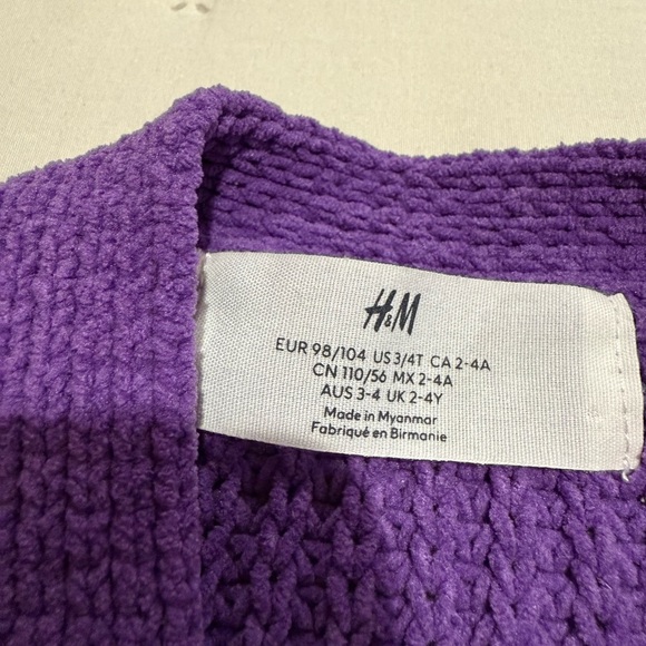 H&M Purple Kid’s Knit Cardigan Size 3T - Picture 2 of 5